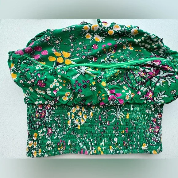 Maeve Anthropologie Green Floral Smocked Boho Halter Crop Top Size Medium - Picture 4 of 7